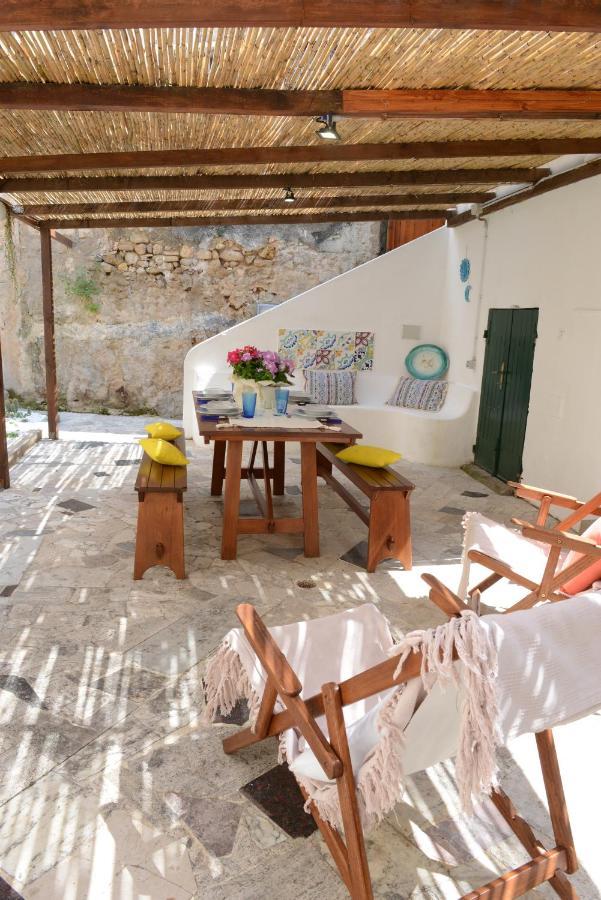 Ferienwohnung Old Town Secret Garden Alghero Exterior foto