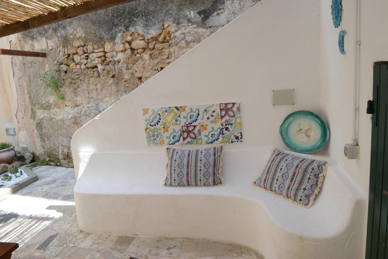 Ferienwohnung Old Town Secret Garden Alghero Exterior foto