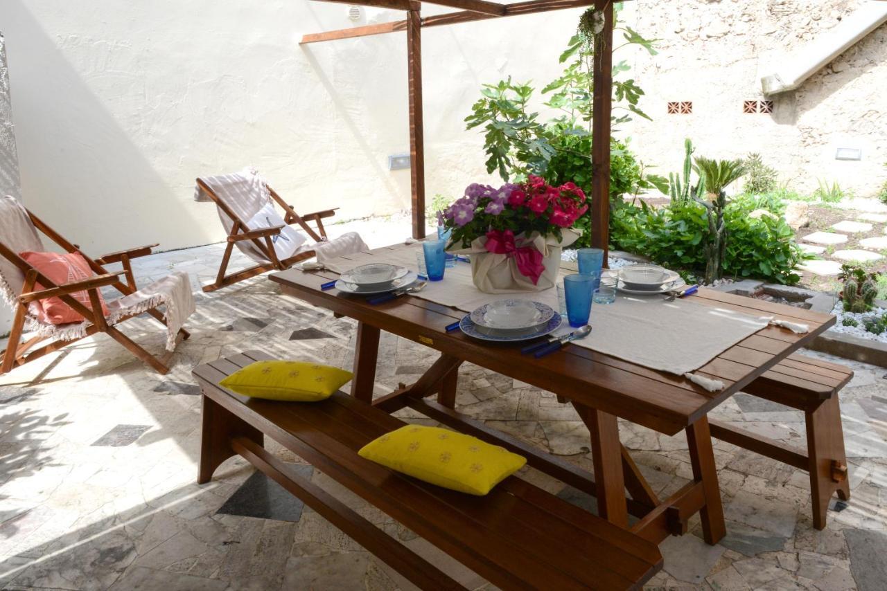 Ferienwohnung Old Town Secret Garden Alghero Exterior foto