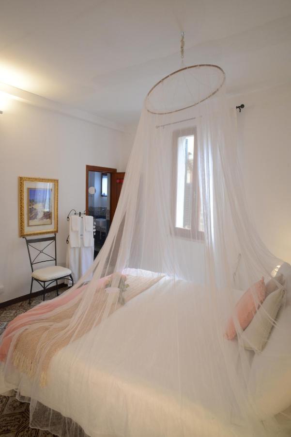 Ferienwohnung Old Town Secret Garden Alghero Exterior foto