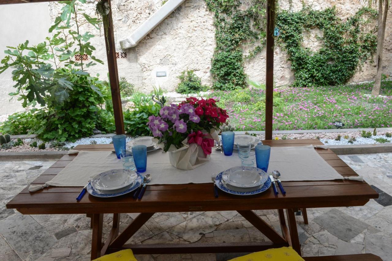 Ferienwohnung Old Town Secret Garden Alghero Exterior foto